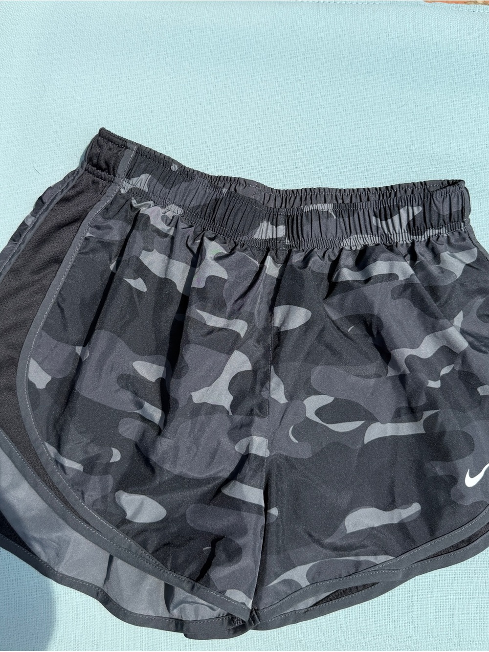 Nike Women's Gray Black Camo Athletic Shorts